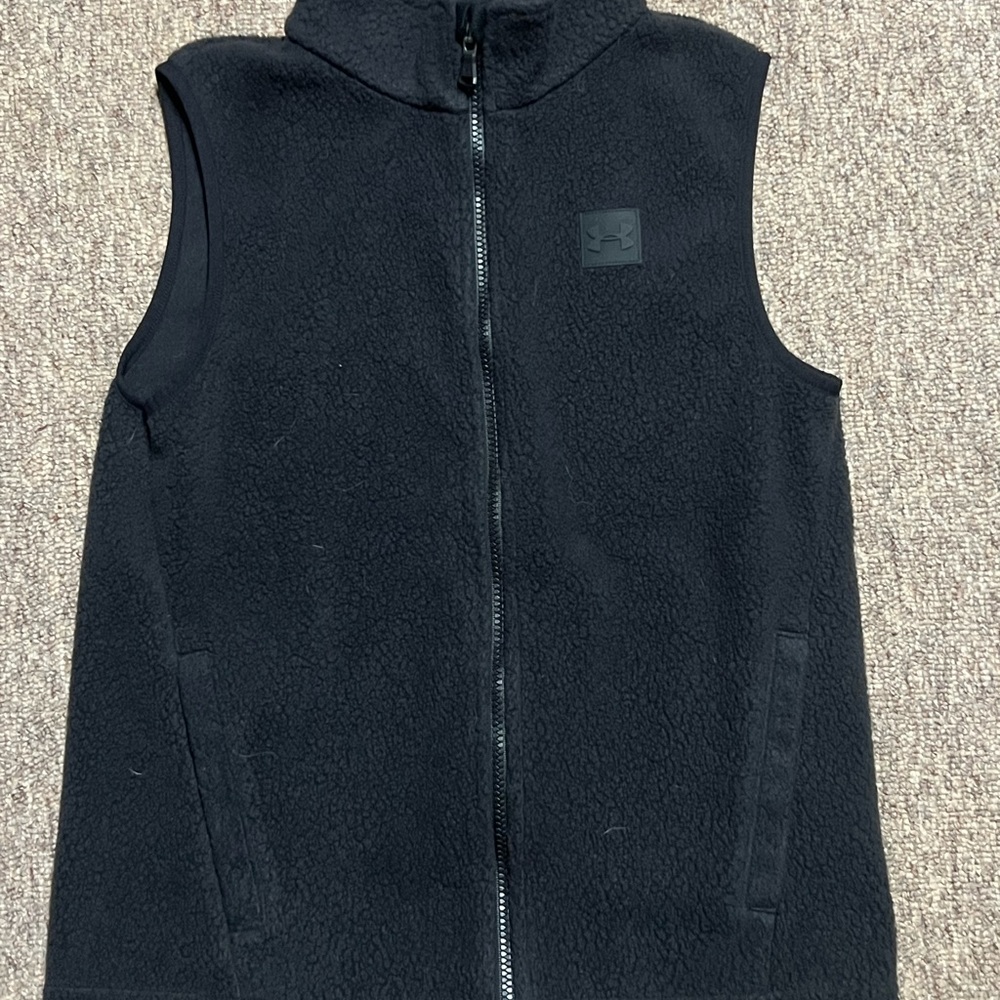 Under Armour Kids Black Sherpa Fleece Vest